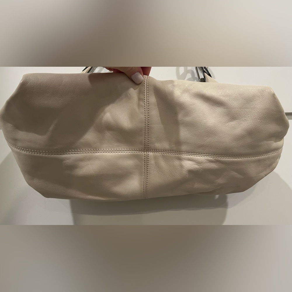 Coach Ashley Hobo Bag - Picture 3 of 10